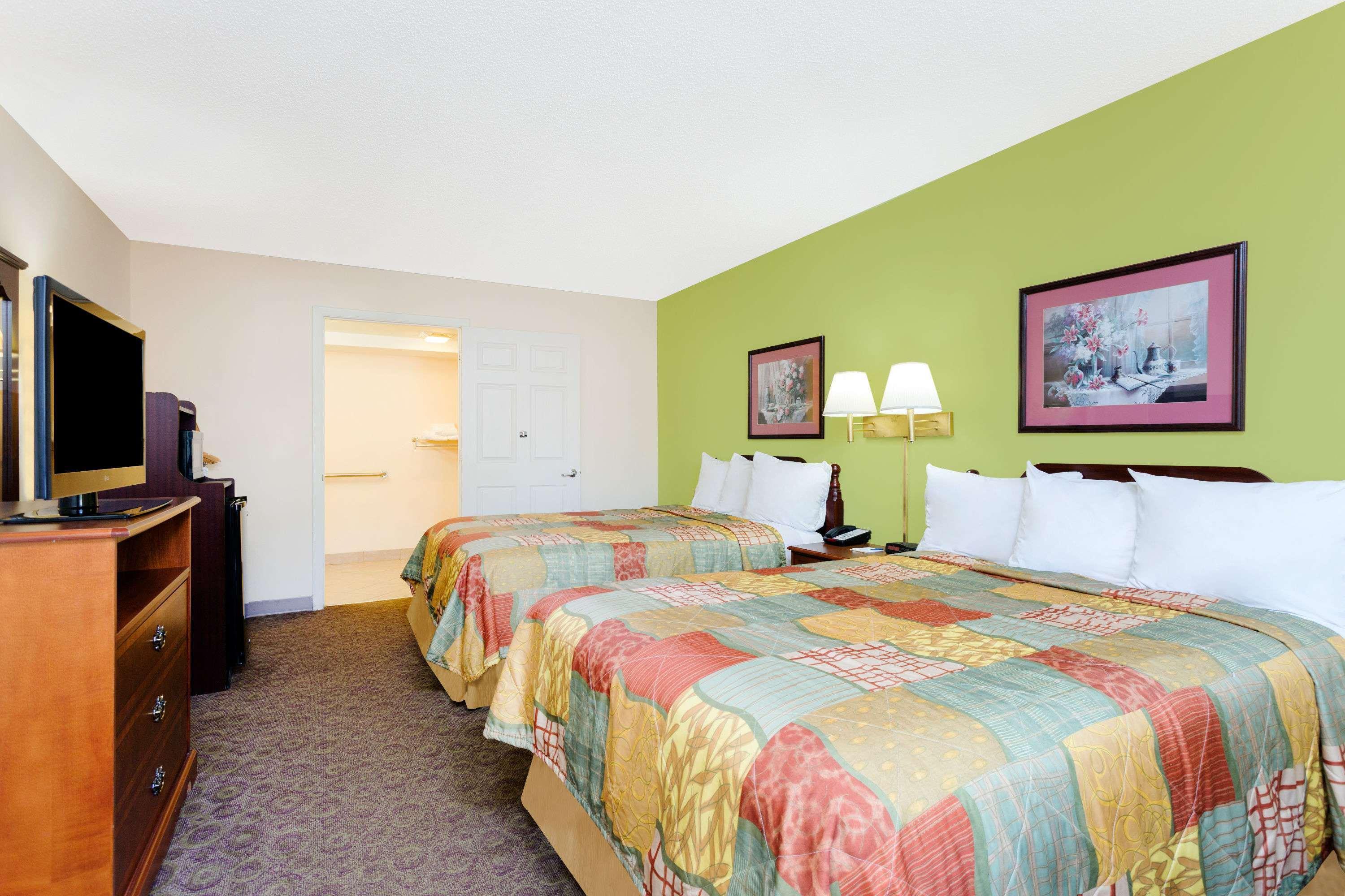 Days Inn By Wyndham Clemson Exterior foto