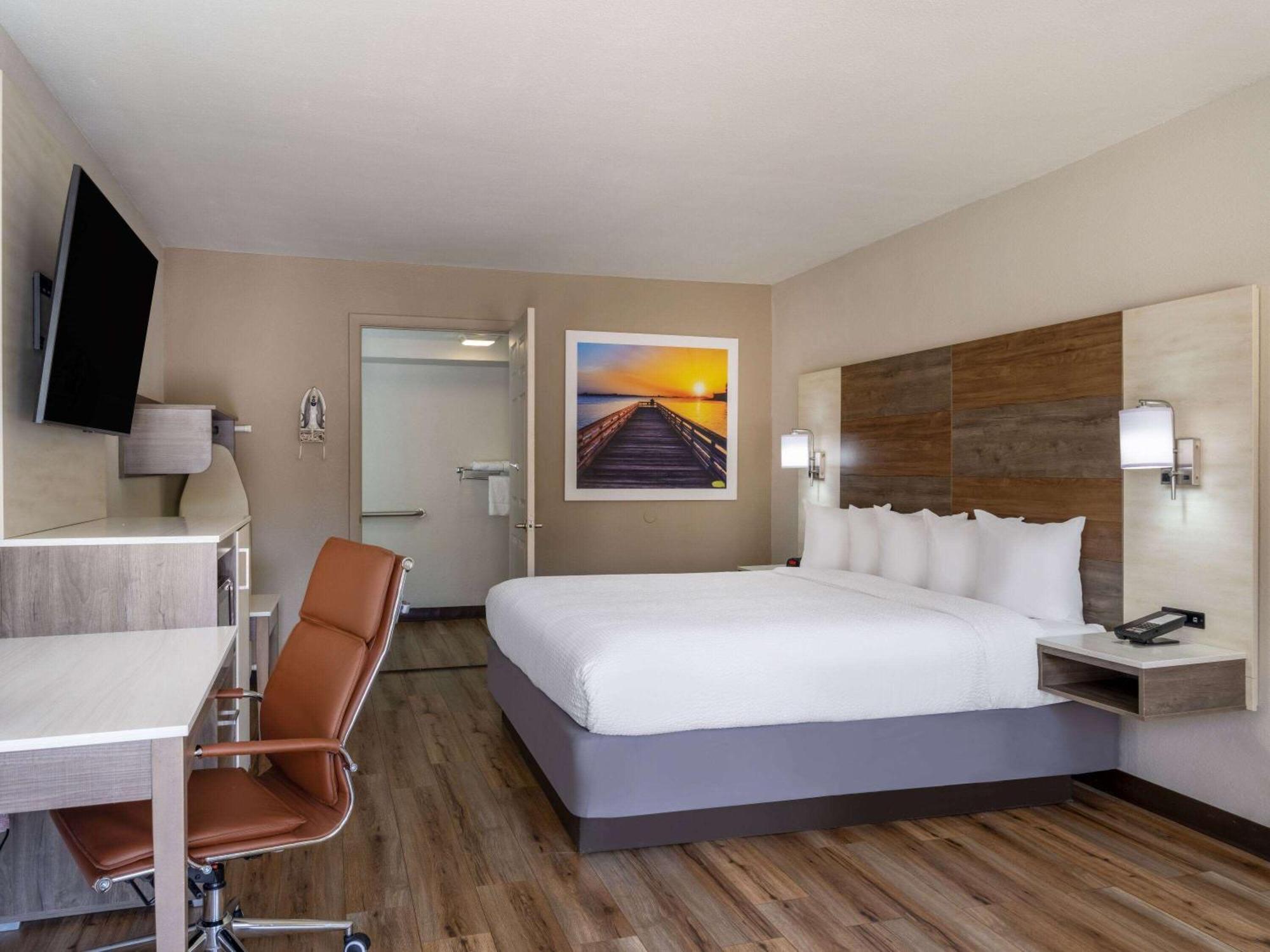 Days Inn By Wyndham Clemson Exterior foto